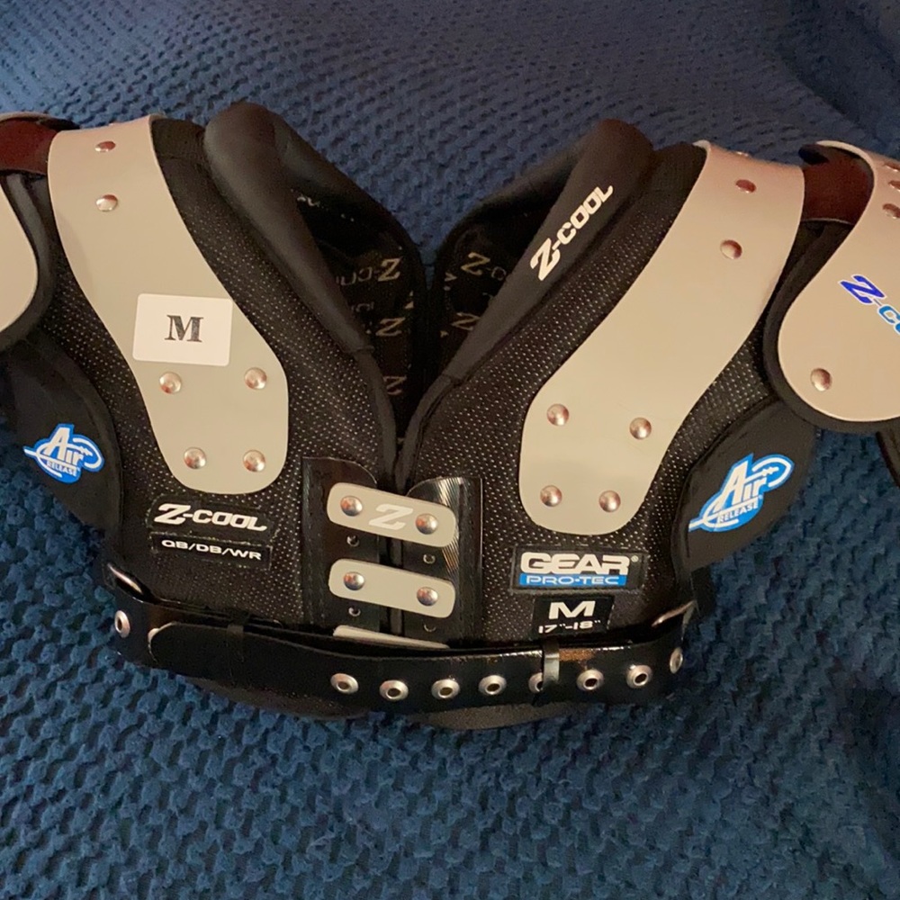 Gear pro-tec Z-cool Adult shoulder pads